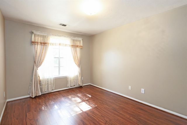 16350 Mellow Oaks Lane, Sugar Land, TX 77498