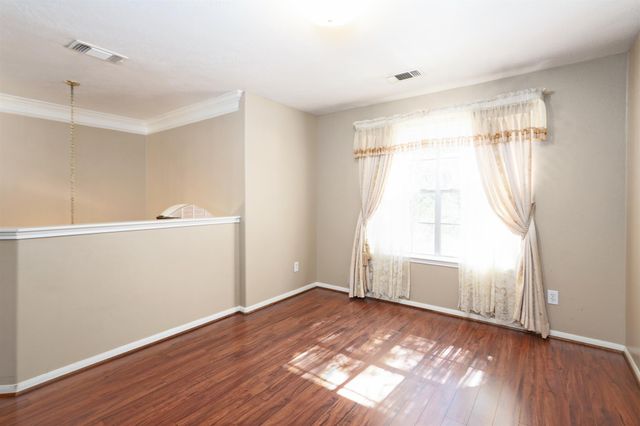 16350 Mellow Oaks Lane, Sugar Land, TX 77498