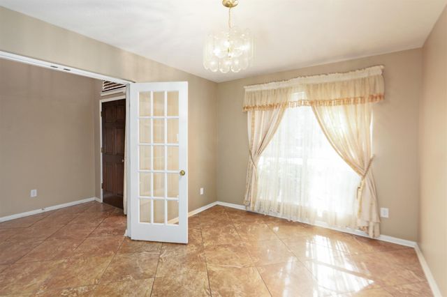 16350 Mellow Oaks Lane, Sugar Land, TX 77498