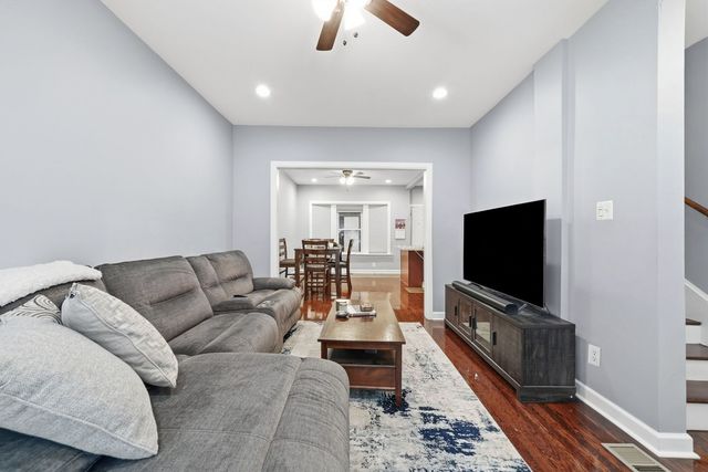 1235 N Harding Avenue, Chicago, IL 60651