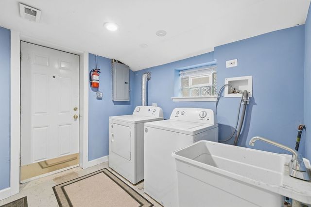 1235 N Harding Avenue, Chicago, IL 60651