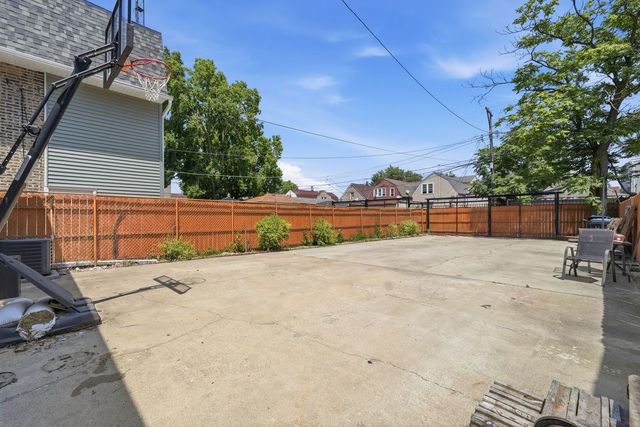 1235 N Harding Avenue, Chicago, IL 60651