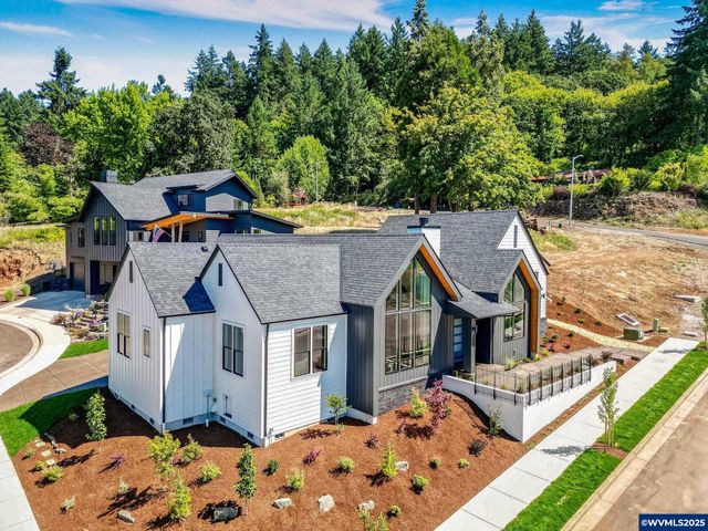 3658 Maidenhair Pl S, Salem, OR 97302