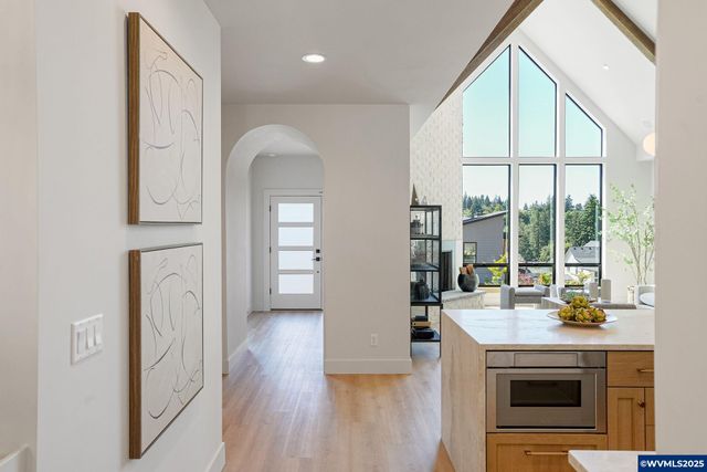 3658 Maidenhair Pl S, Salem, OR 97302
