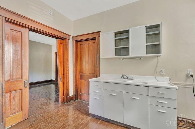 3498 Boudinot Avenue, Cincinnati, OH 45211