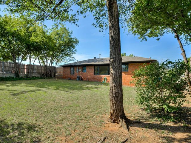 2201 S Ashley Street, Oklahoma City, OK 73120