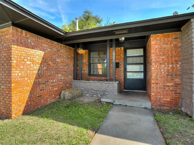 2201 S Ashley Street, Oklahoma City, OK 73120