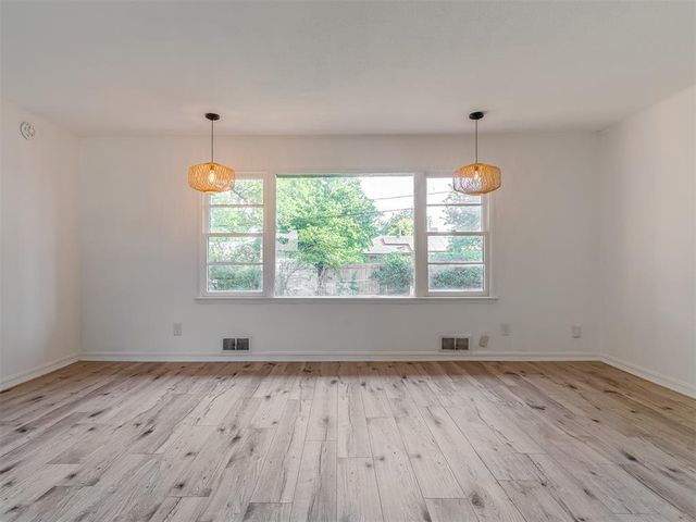 2201 S Ashley Street, Oklahoma City, OK 73120