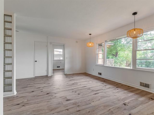 2201 S Ashley Street, Oklahoma City, OK 73120