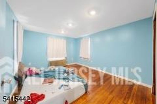 88 Woodbridge Avenue, Sewaren, NJ 07077