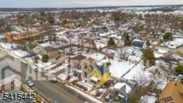 88 Woodbridge Avenue, Sewaren, NJ 07077