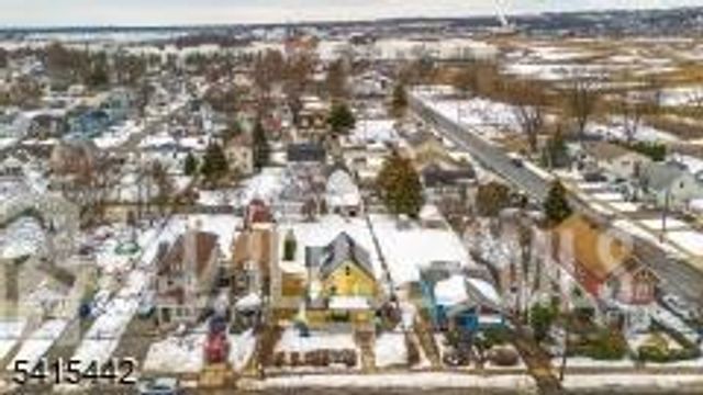 88 Woodbridge Avenue, Sewaren, NJ 07077