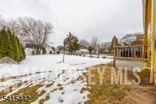 88 Woodbridge Avenue, Sewaren, NJ 07077