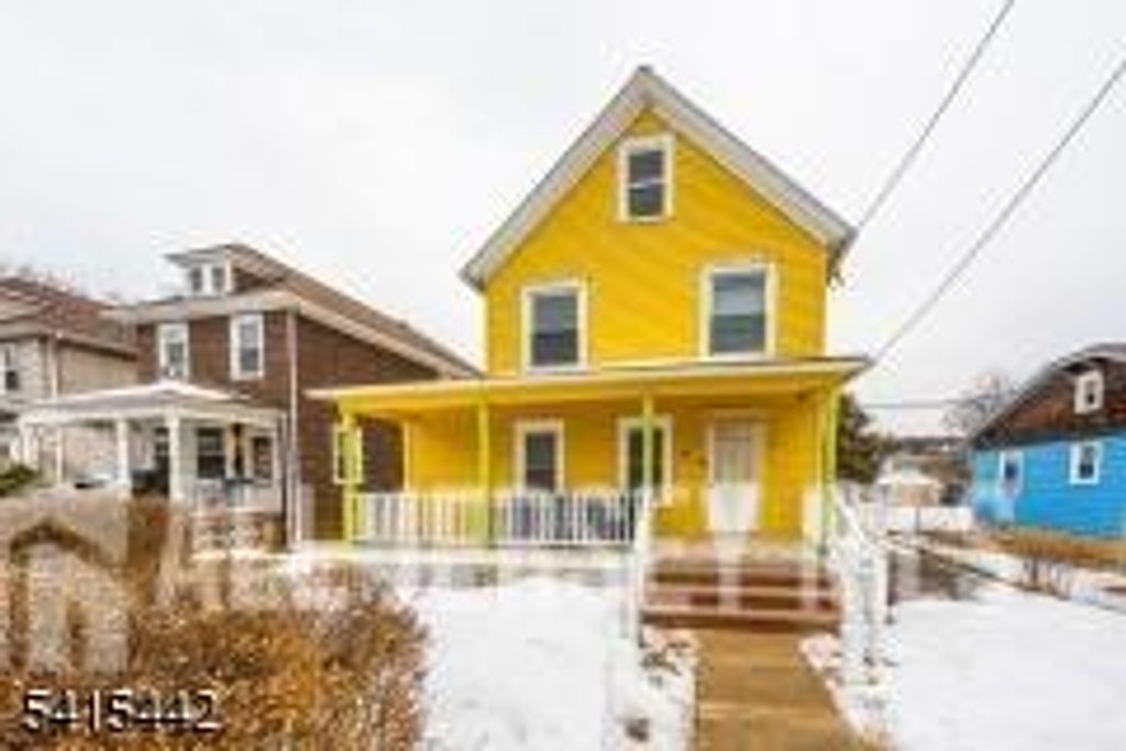 88 Woodbridge Avenue, Sewaren, NJ 07077