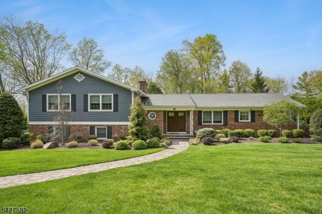 89 Westview Rd, Millburn Twp., NJ 07078