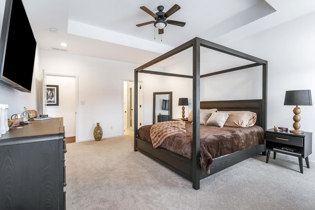 709 Verdano Terrace, Crown Point, IN 46307