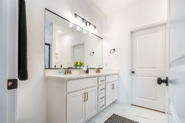 709 Verdano Terrace, Crown Point, IN 46307