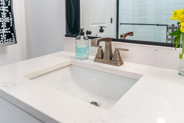 709 Verdano Terrace, Crown Point, IN 46307