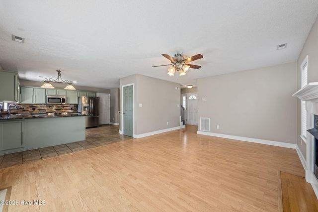 106 Secretariat Drive, Havelock, NC 28532