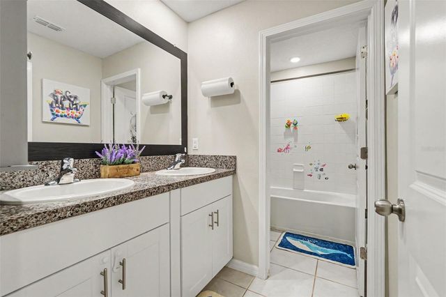 7088 KING CREEK DRIVE, Sun City Center, FL 33573