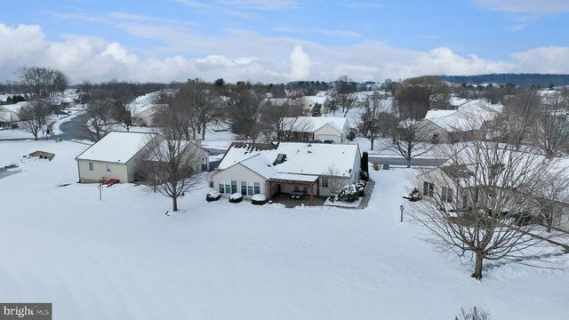 1 THORNDALE DR, Myerstown, PA 17067