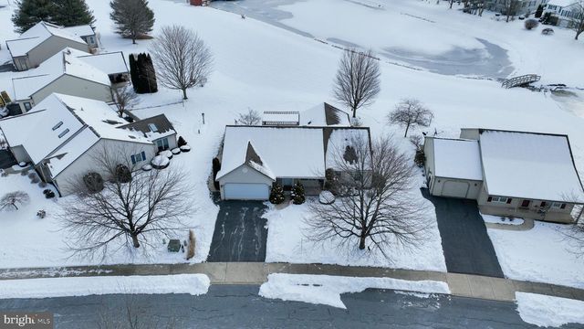 1 THORNDALE DR, Myerstown, PA 17067