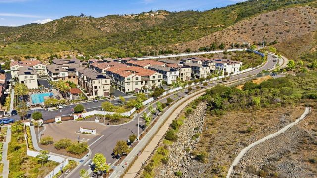901 Slate, San Marcos, CA 92078
