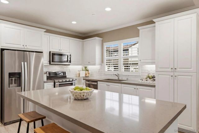 901 Slate, San Marcos, CA 92078