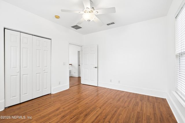 1855 MARKET Street N, Jacksonville, FL 32206