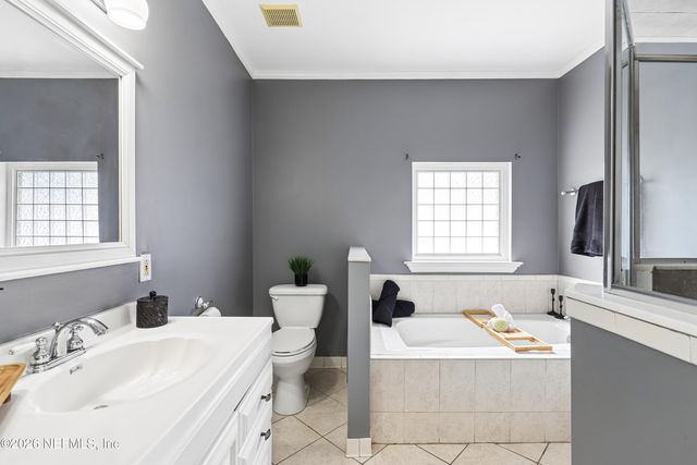 1855 MARKET Street N, Jacksonville, FL 32206