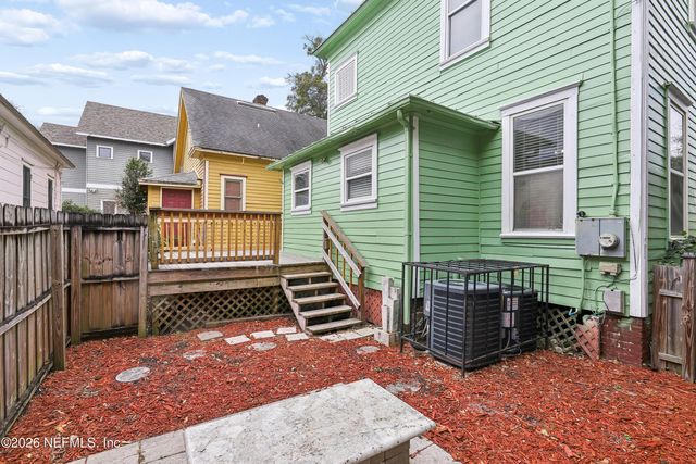 1855 MARKET Street N, Jacksonville, FL 32206