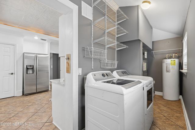 1855 MARKET Street N, Jacksonville, FL 32206