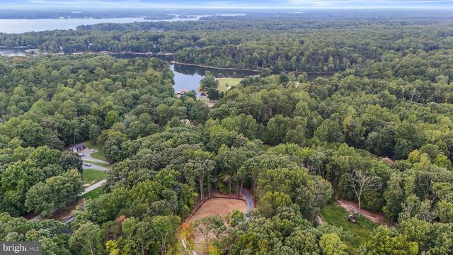 2803 AMY DR, Bumpass, VA 23024