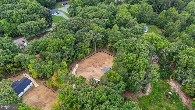 2803 AMY DR, Bumpass, VA 23024
