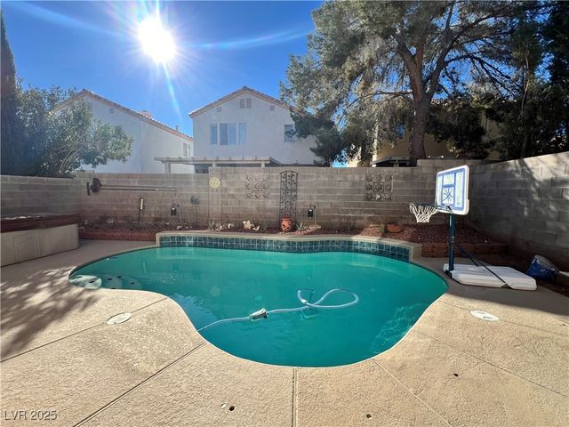 9449 Amber Valley Lane, Las Vegas, NV 89134