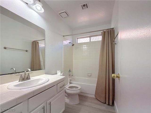 9449 Amber Valley Lane, Las Vegas, NV 89134