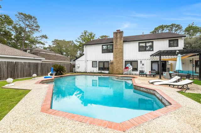 10718 Brentway Drive, Houston, TX 77070