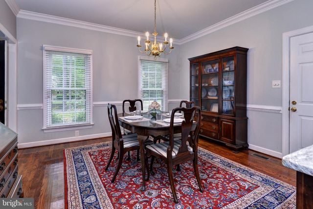 114 GREENWAY CIR, Williamsburg, VA 23188