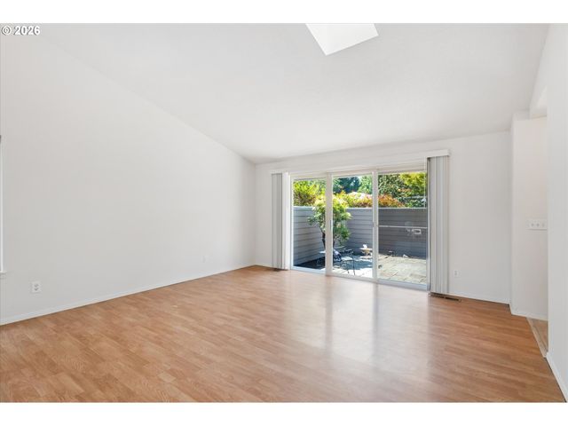 17618 Sw WOODBERRY Ct, Beaverton, OR 97007