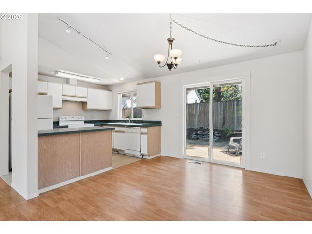 17618 Sw WOODBERRY Ct, Beaverton, OR 97007