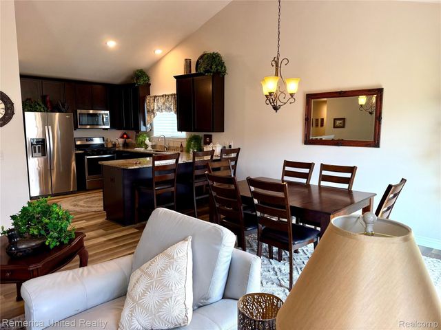 952 Preserve Lane, White Lake Charter Township, MI 48386