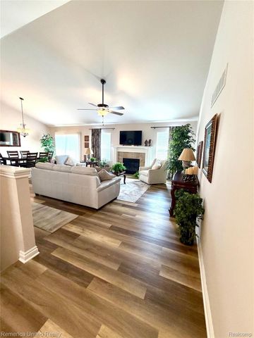 952 Preserve Lane, White Lake Charter Township, MI 48386