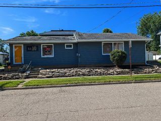 457 E Lucas, Bucyrus, OH 44820