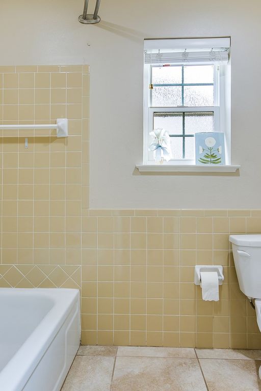 Image 33 of property listing at 3005 Briargrove Lane, San Angelo, TX 76904