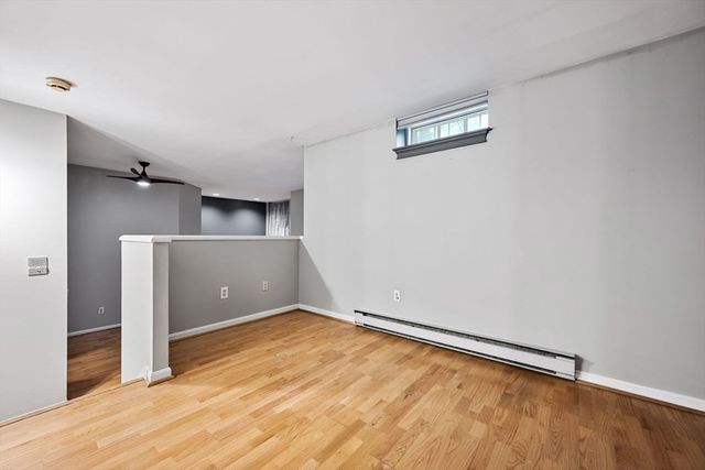 350 W 4th St 103, Boston, MA 02127