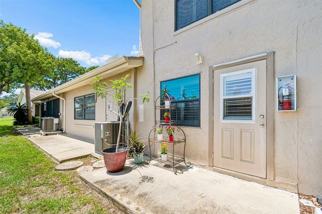 2131 RIDGE ROAD S 99, Largo, FL 33778