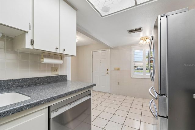 2131 RIDGE ROAD S 99, Largo, FL 33778