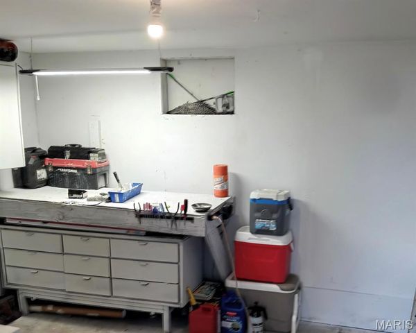 812 Raymond Street, Sullivan, MO 63080