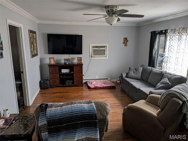 812 Raymond Street, Sullivan, MO 63080