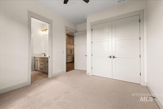 8900 Kemp, Middleton, ID 83644